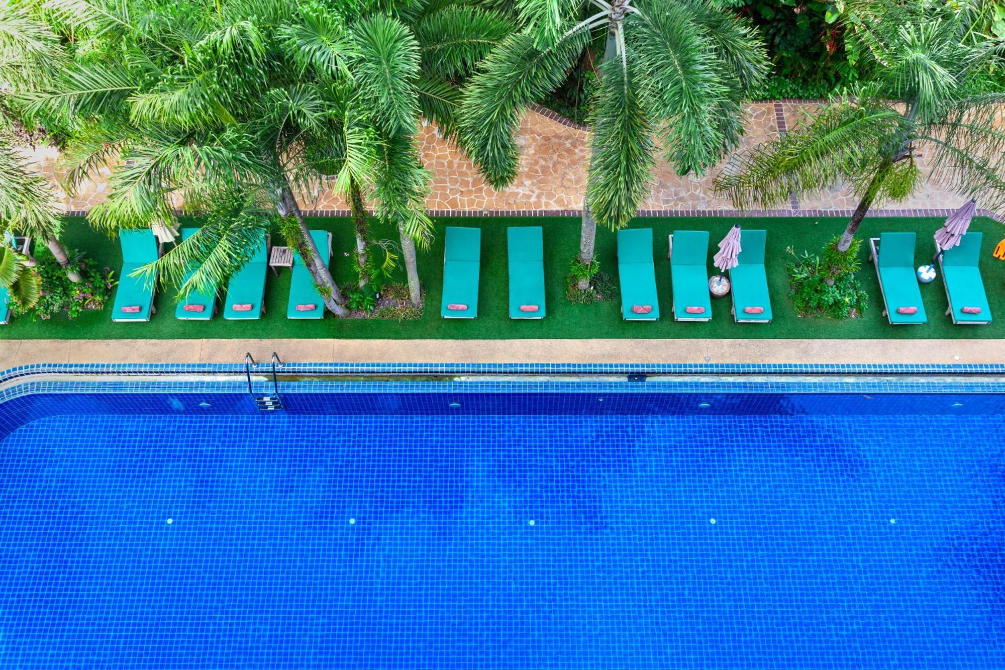 Thanthip Beach Resort Patong Dış mekan fotoğraf