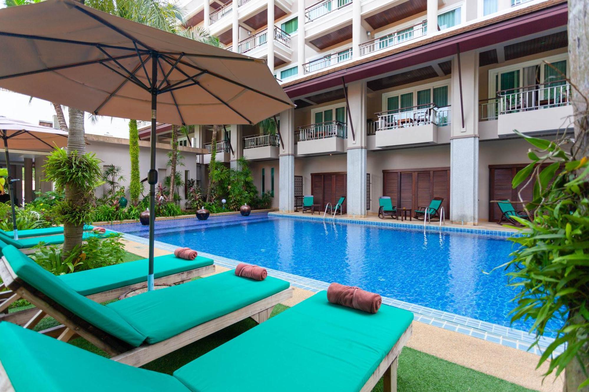 Thanthip Beach Resort Patong Dış mekan fotoğraf