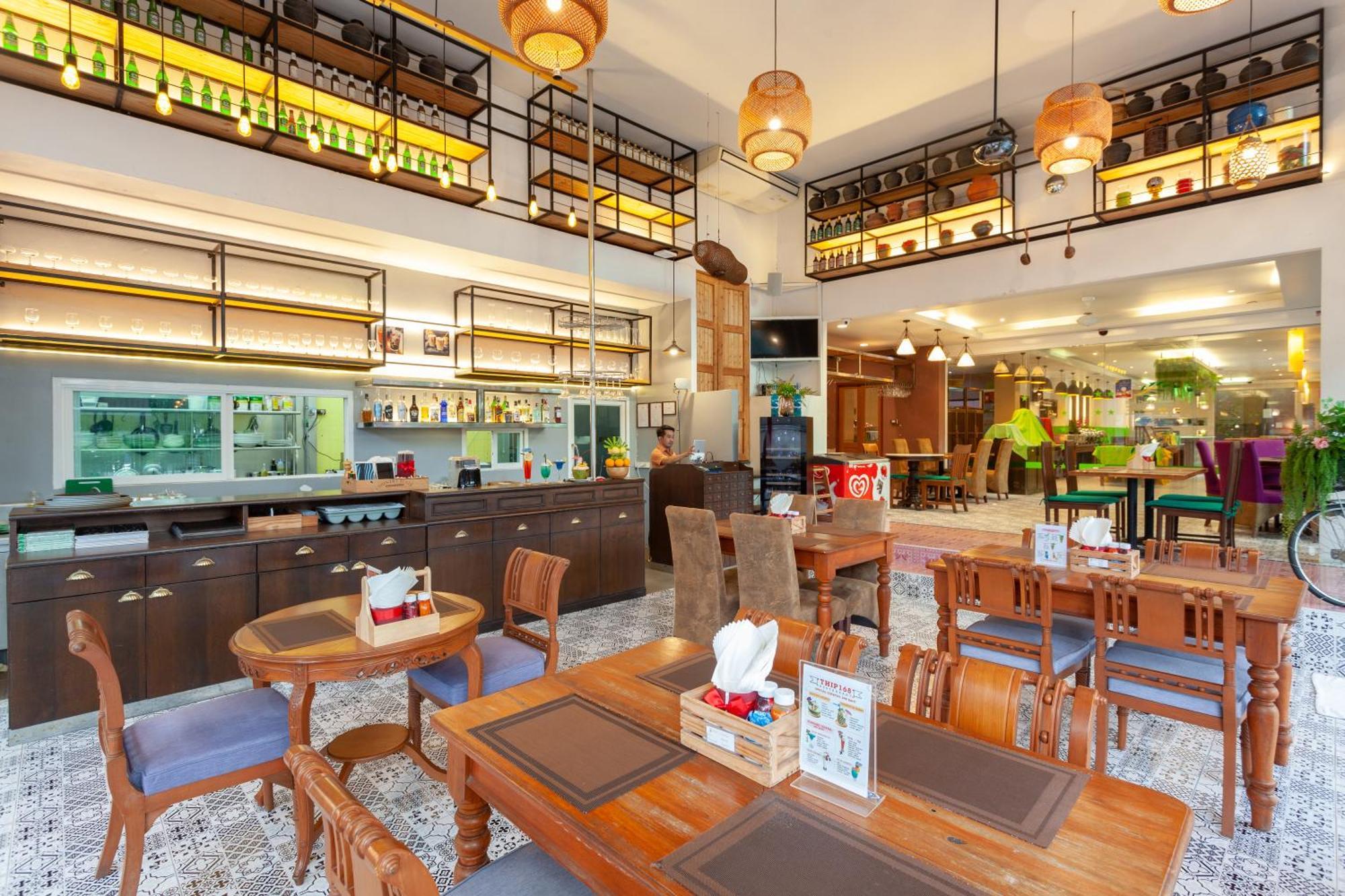 Thanthip Beach Resort Patong Dış mekan fotoğraf