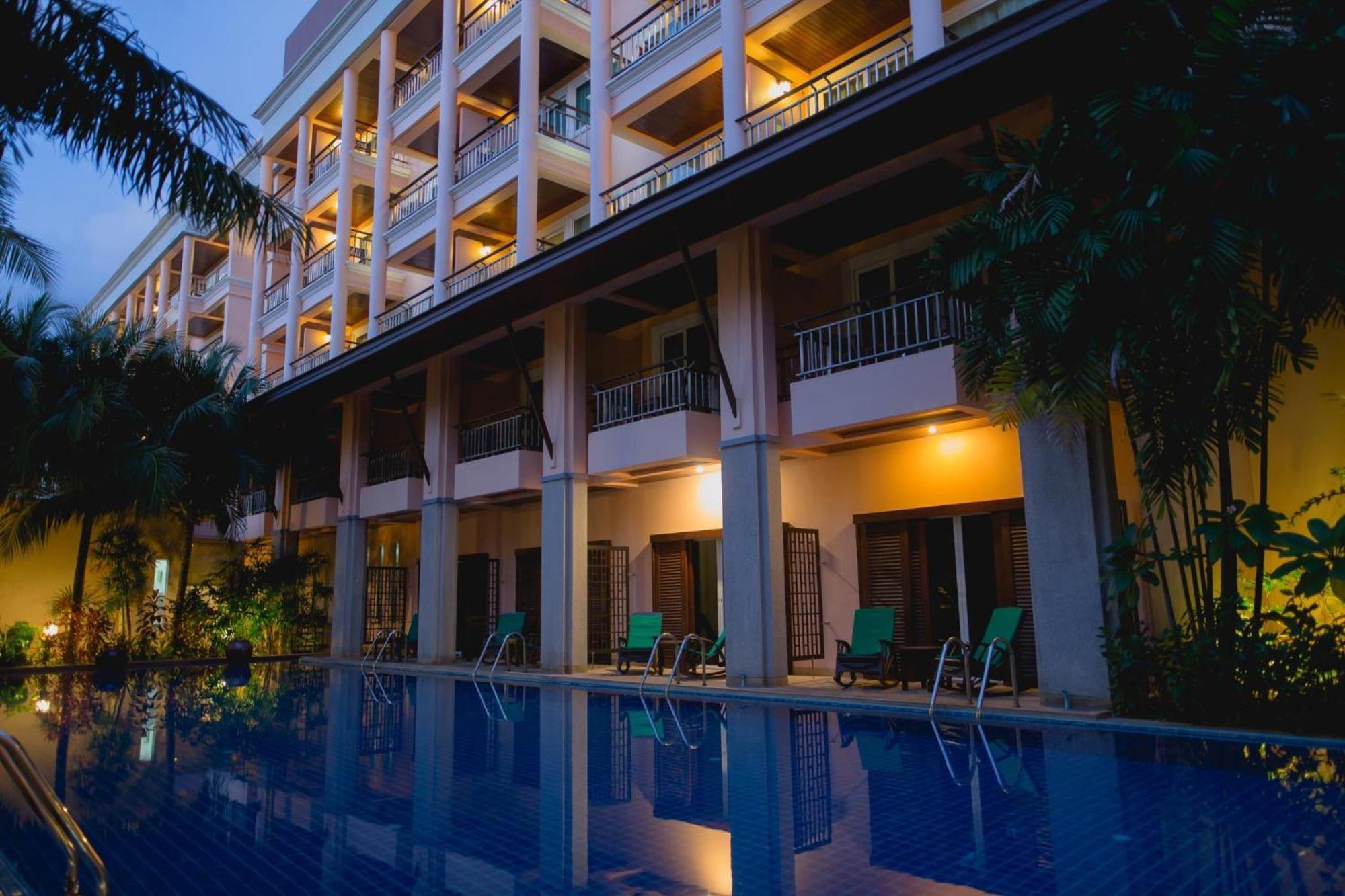 Thanthip Beach Resort Patong Dış mekan fotoğraf
