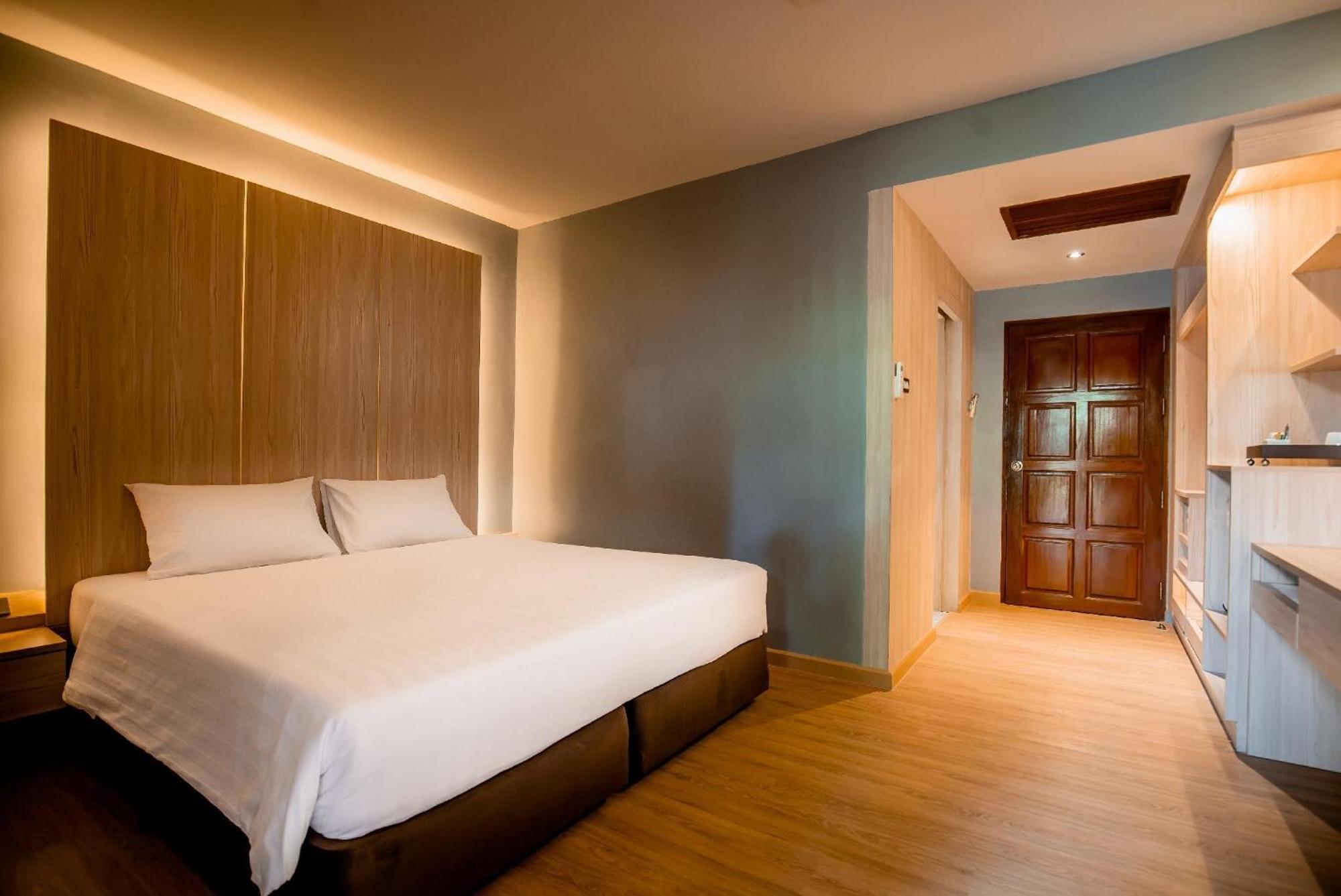 Thanthip Beach Resort Patong Oda fotoğraf