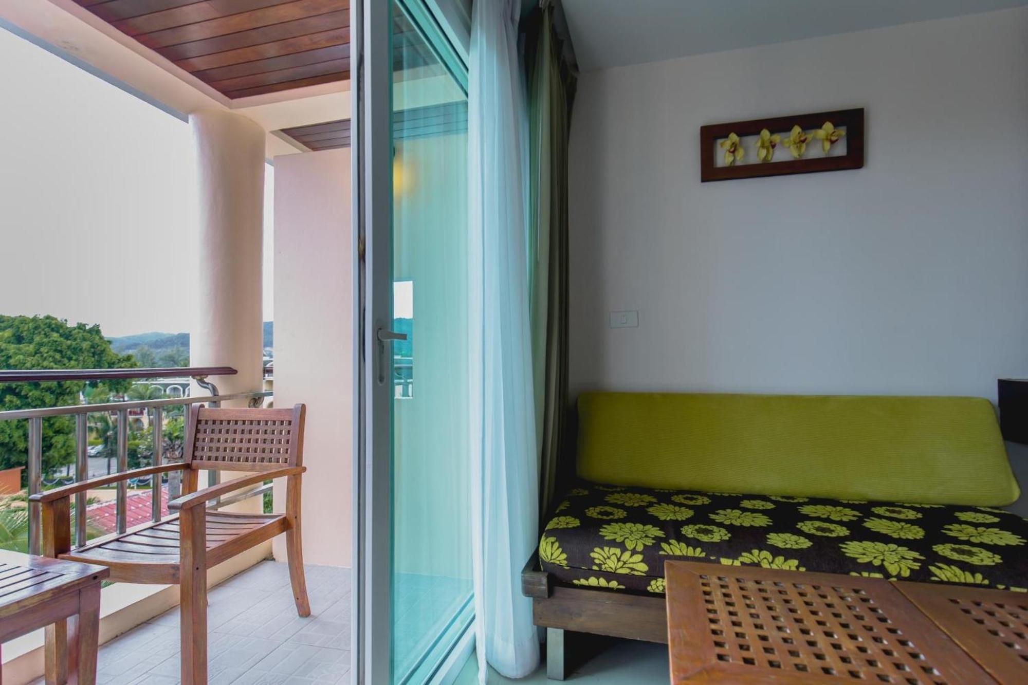 Thanthip Beach Resort Patong Oda fotoğraf